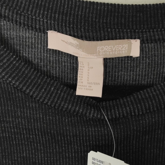 Long Sleeve Maxi Dress - Picture 2 of 3